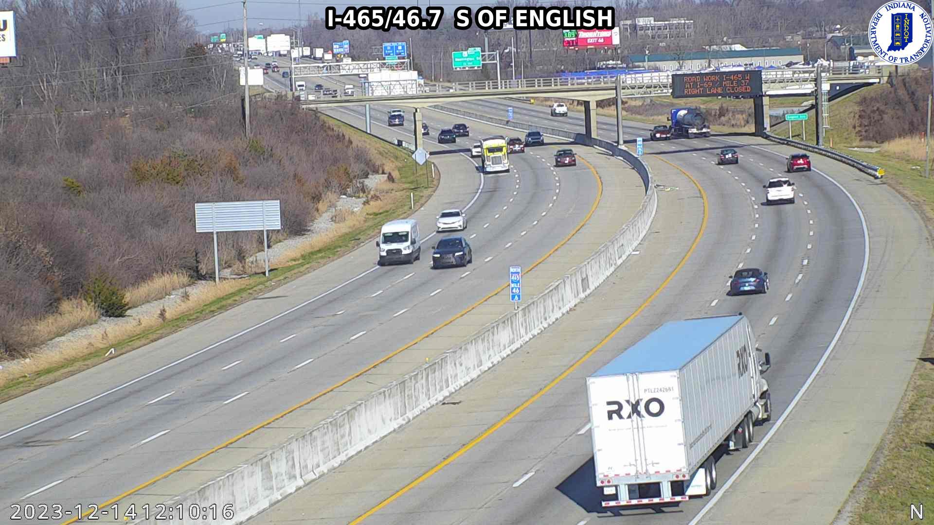 Traffic Cam Indianapolis: I-465: I-465/46.7 S OF ENGLISH Player