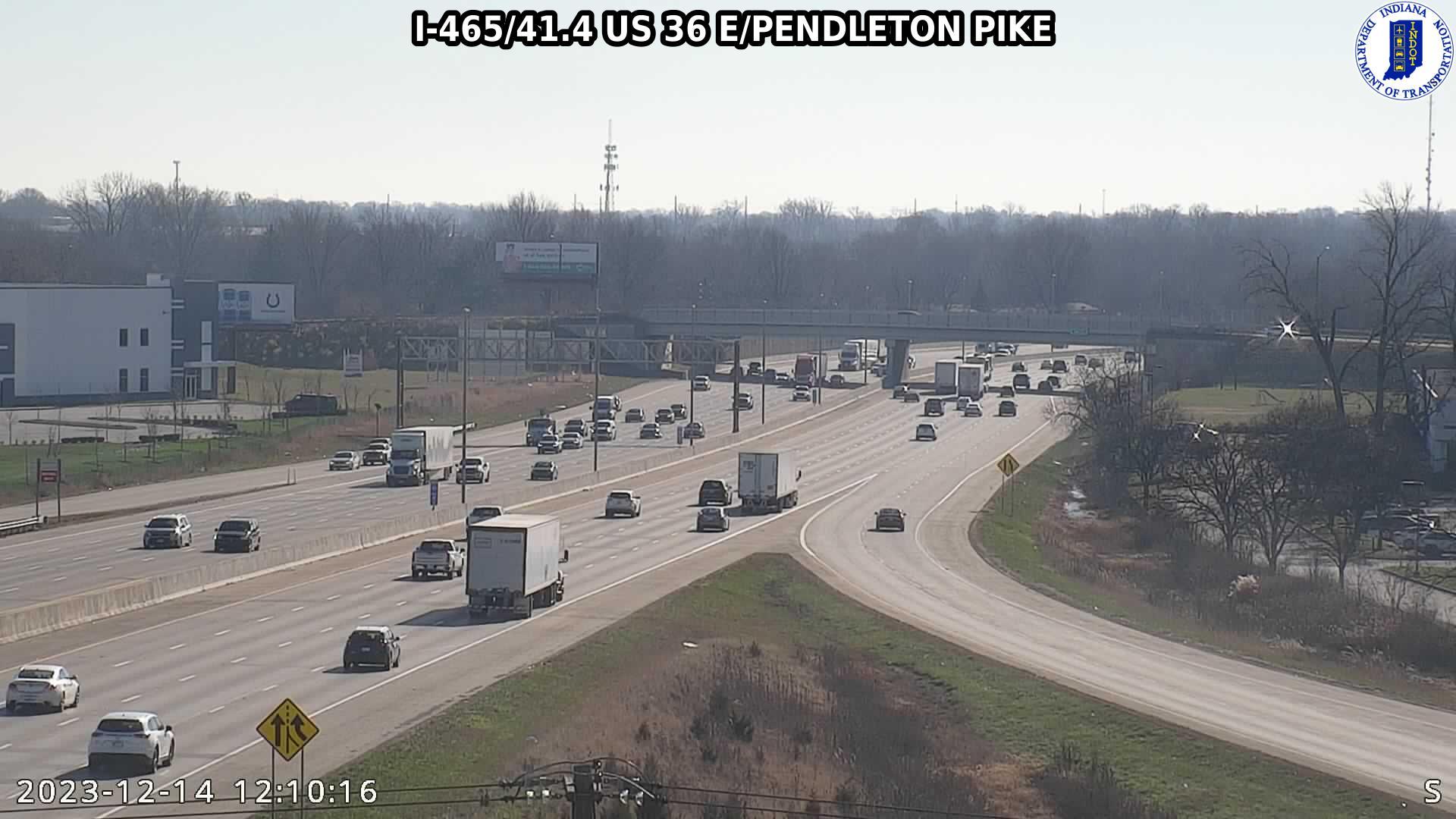 Traffic Cam Lawrence: I-465: I-465/41.4 US 36 E/PENDLETON PIKE Player