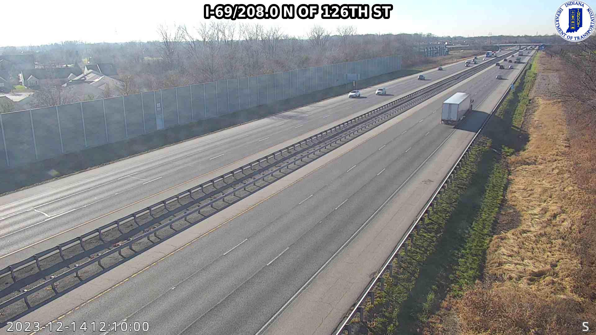 Traffic Cam Olio: I-69: I-69/208.0 N OF 126TH ST Player