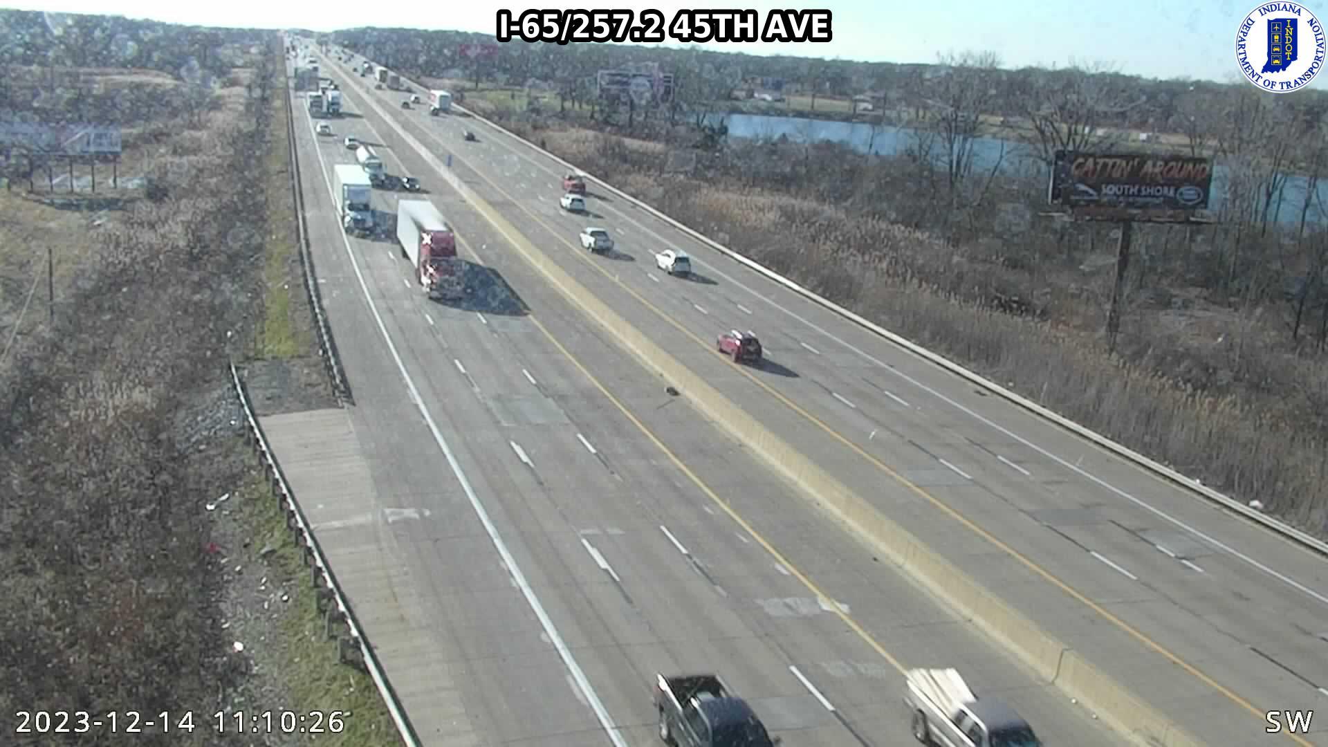 Traffic Cam Hobart: I-65: I-65/257.2 45TH AVE Player