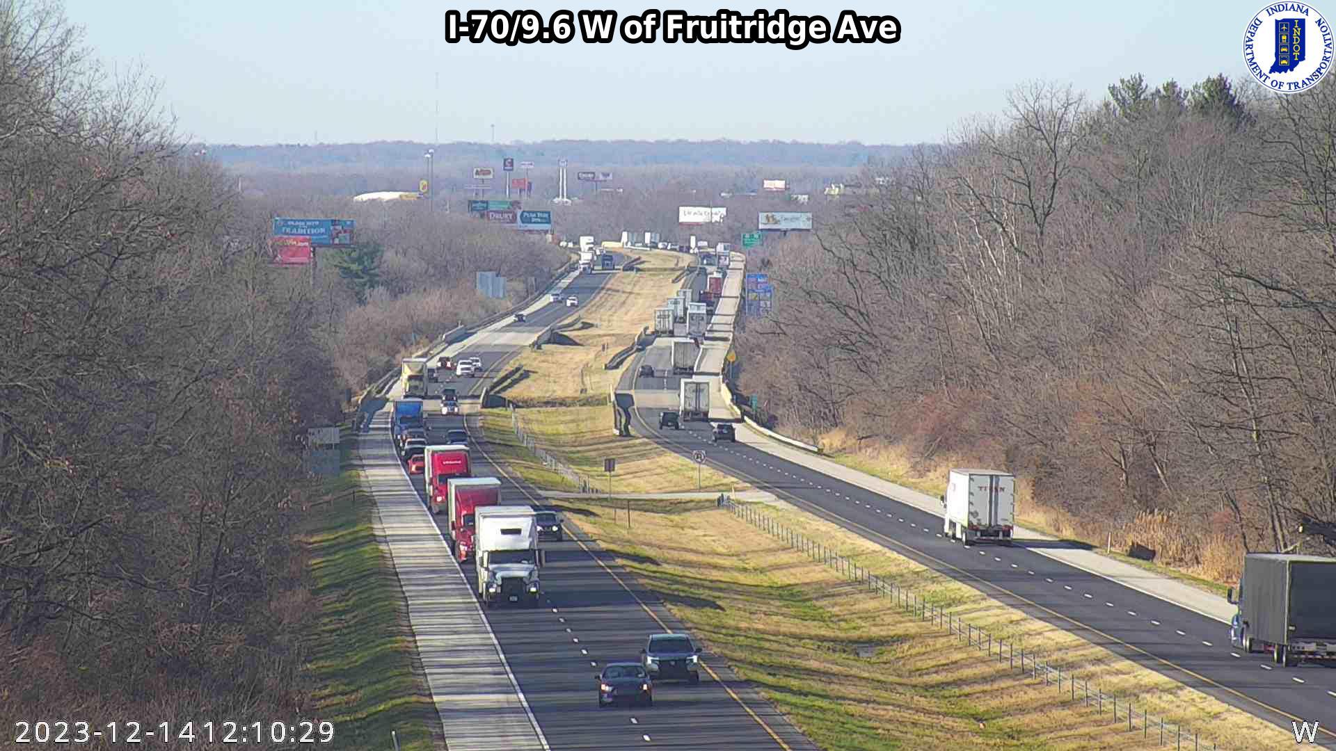 Traffic Cam Spring Hill: I-70: I-70/9.6 W of Fruitridge Ave Player
