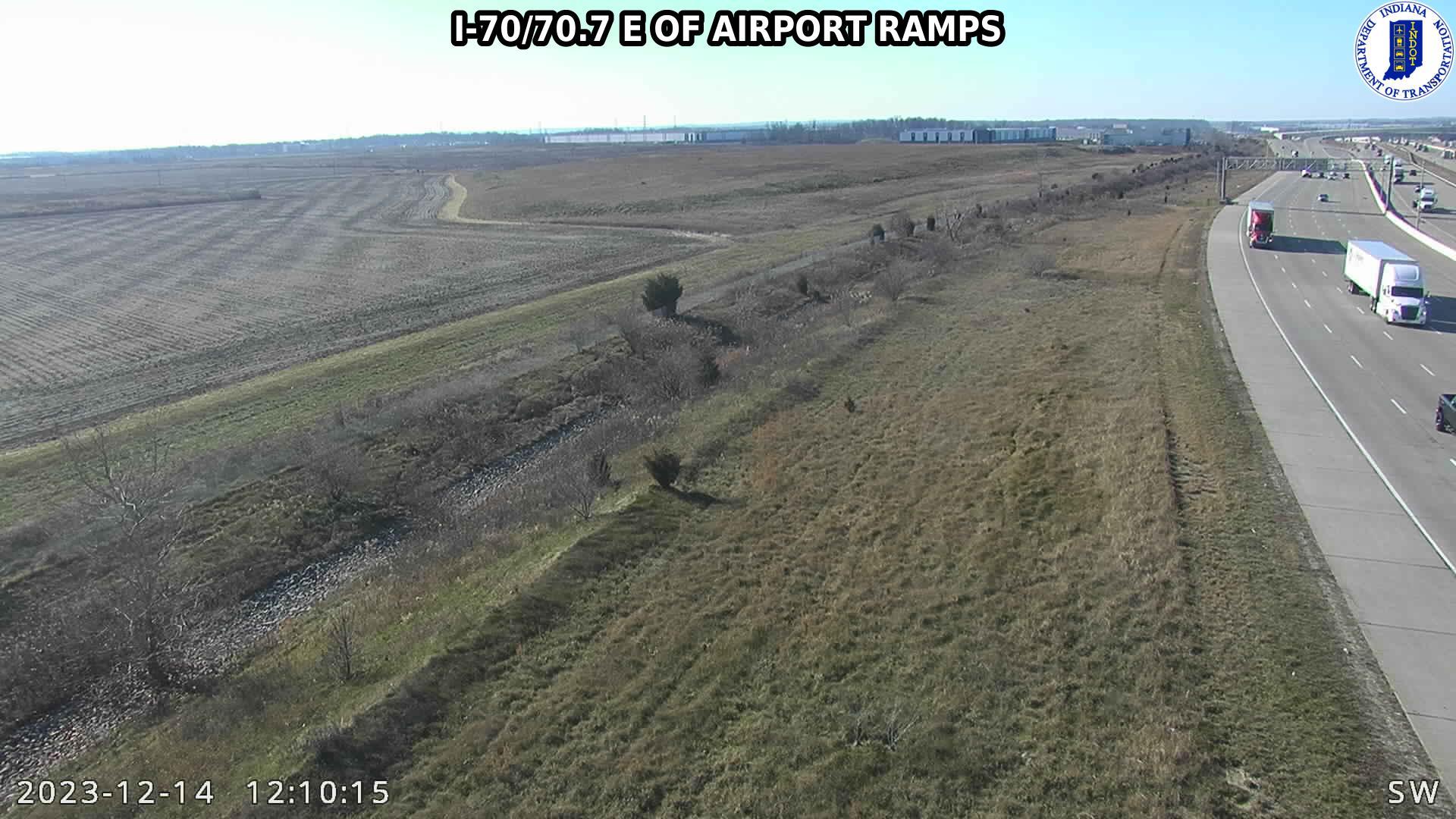 Indianapolis: I-70: I-70/70.7 E OF AIRPORT RAMPS Traffic Camera