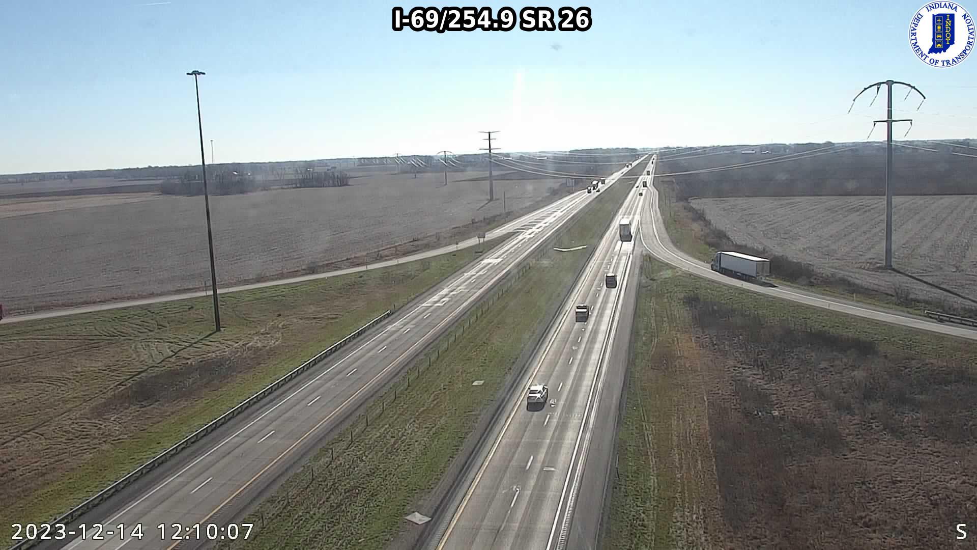Fowlerton: I-69: I-69/254.9 SR Traffic Camera