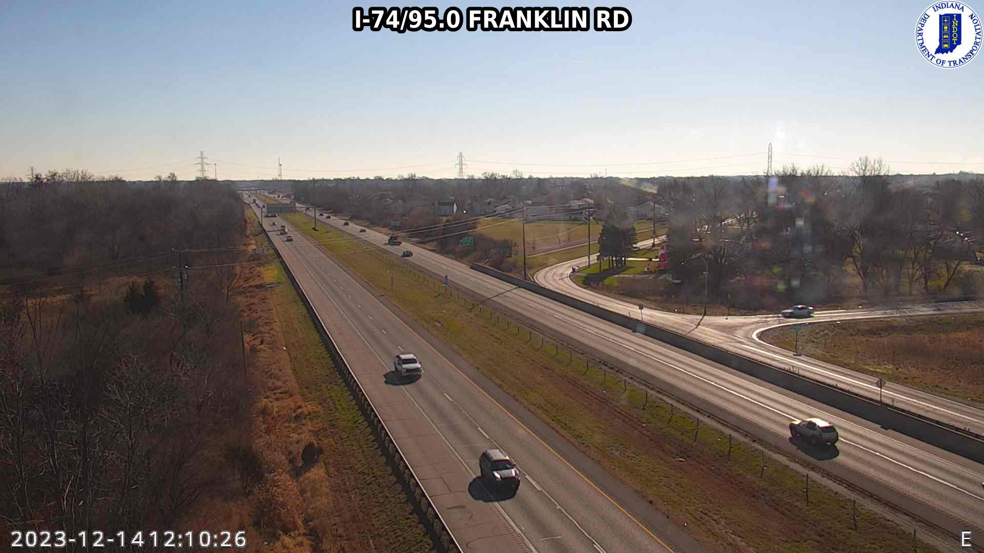 Traffic Cam Indianapolis: I-74: I-74/95.0 FRANKLIN RD Player