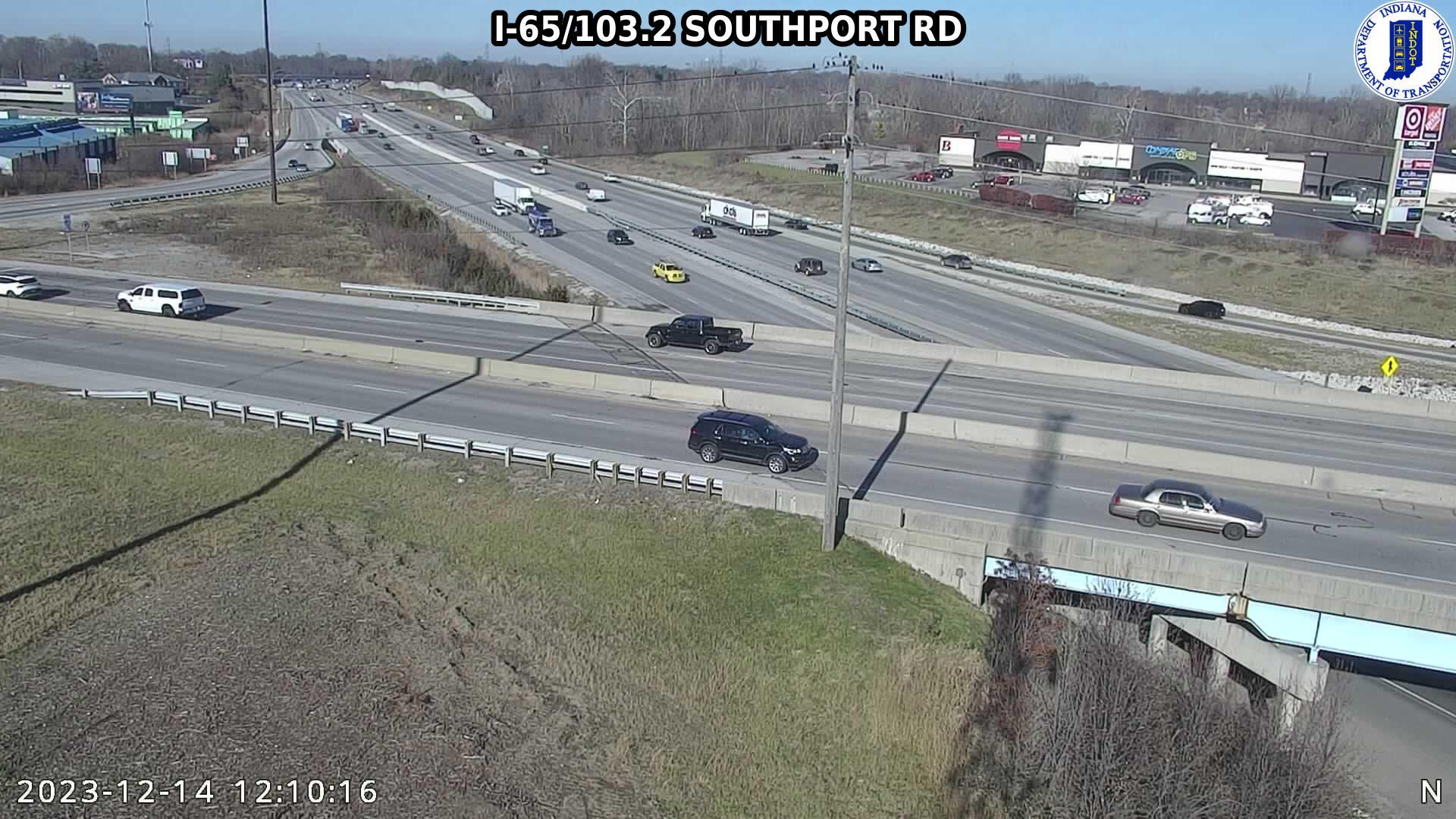 Traffic Cam Indianapolis: I-65: I-65/103.2 SOUTHPORT RD Player
