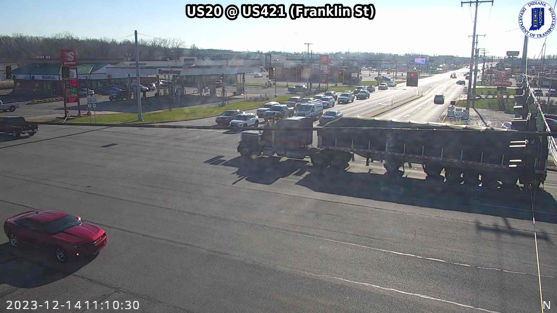 Traffic Cam Michigan City: SIGNAL: US20 @ US421 (Franklin St) Player