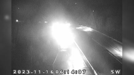 Traffic Cam Crothersville: I-65: 1-065-036-5-1 US Player