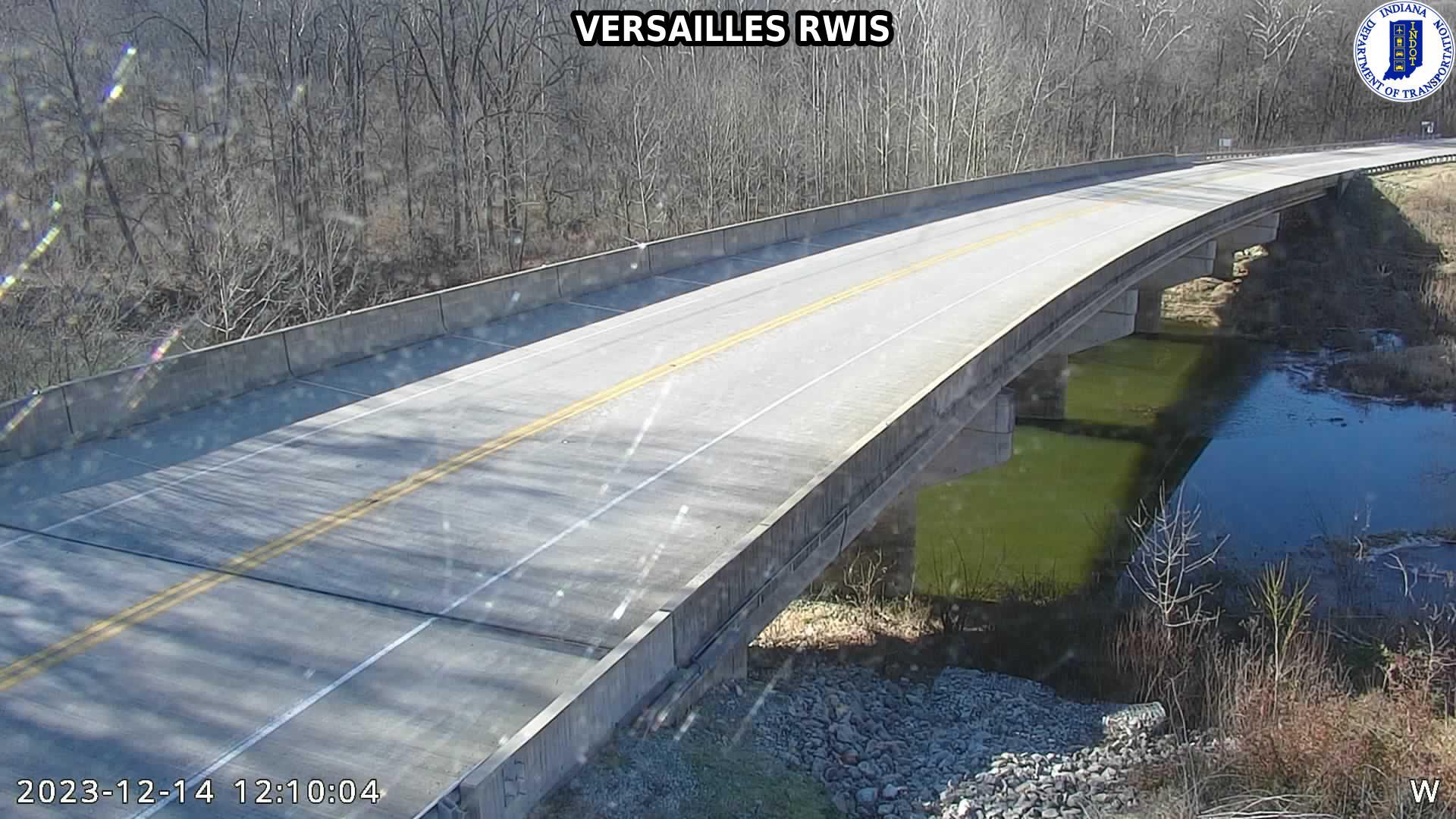 Traffic Cam Versailles: US-50 - RWIS Player