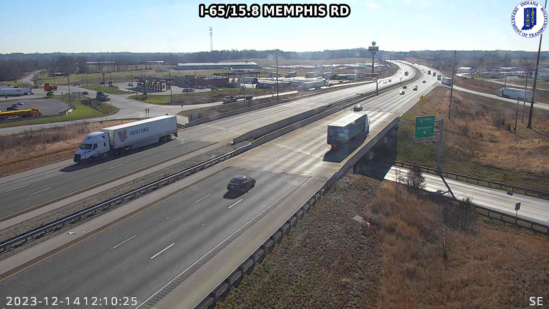 Traffic Cam Memphis: I-65: I-65/15.8 - RD : I-65/15.8 - RD Player