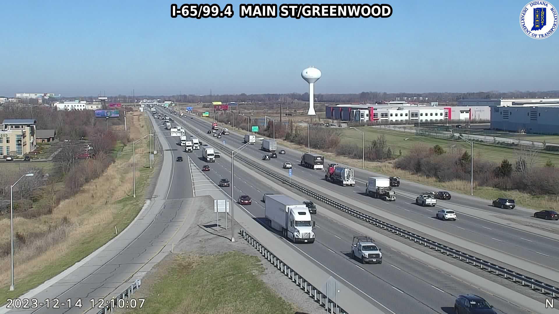 Traffic Cam Greenwood: I-65: I-65/99.4 MAIN ST - I-65/99.4 MAIN ST Player