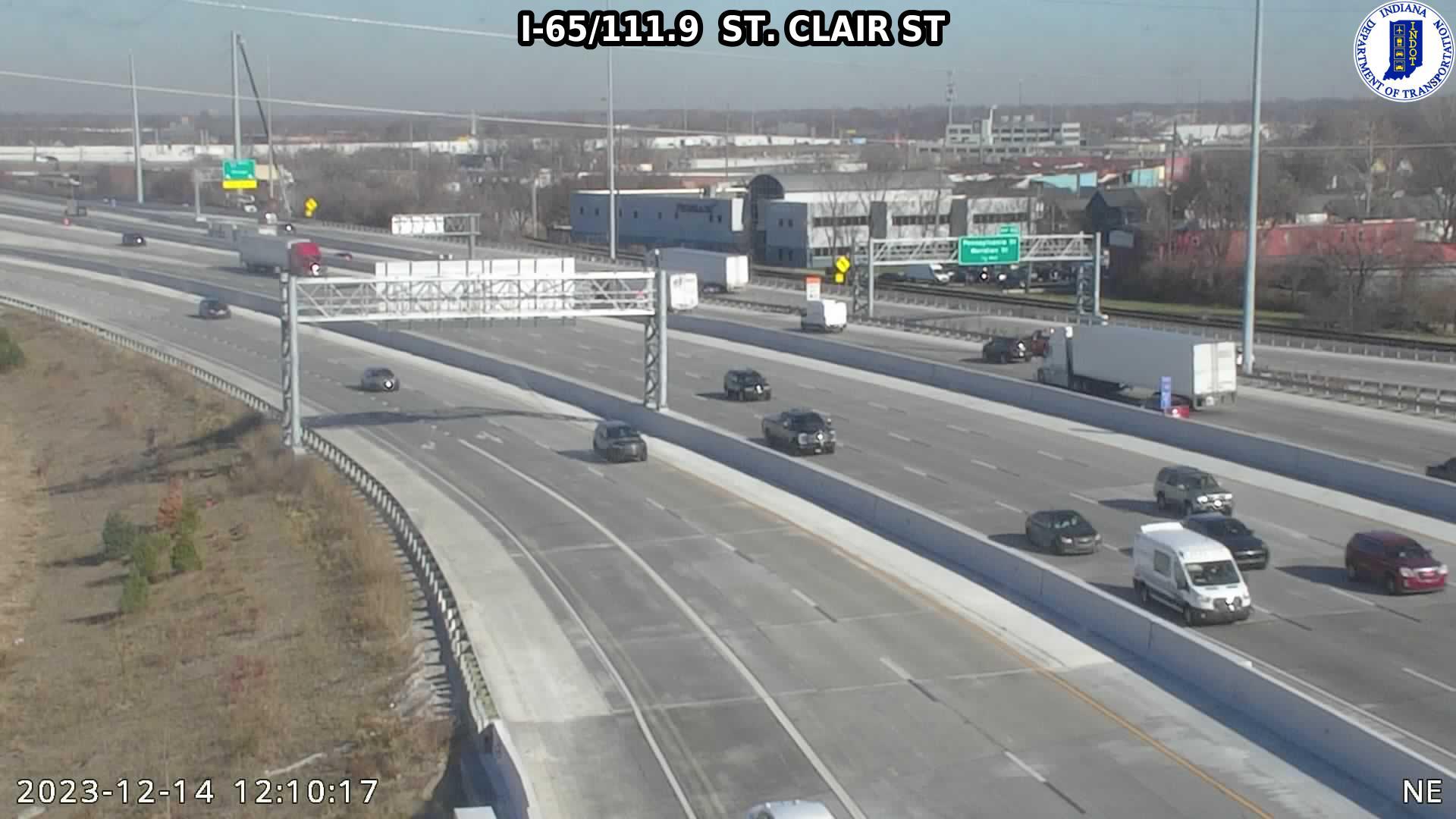 Traffic Cam Cottage Home: I-65: I-65/111.9 ST. CLAIR ST: I-65/111.9 ST. CLAIR ST Player