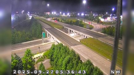 Traffic Cam Brownsburg: I-74: 1-074-066-0-1 SR 267 Player