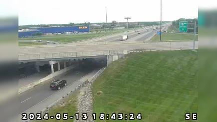Traffic Cam Fishers: I-69: 1-069-205-0-1 116TH ST Player