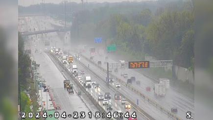 Indianapolis: I-465: 1-465-037-7-2 E 71ST Traffic Camera