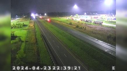 Traffic Cam Stringtown: I-70: 1-070-107-1-2 GREENFIELD REST AREA Player