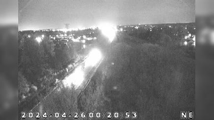 Traffic Cam Indianapolis: I-70: 1-070-093-1-1 W OF CUMBERLAND RD Player