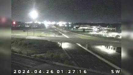 Traffic Cam Fort Wayne: I-69: 1-069-312-4-1 COLDWATER RD Player