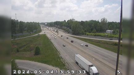 Traffic Cam Indianapolis › South: I-65: 1-065-106-0-1 I-465 SOUTH Player
