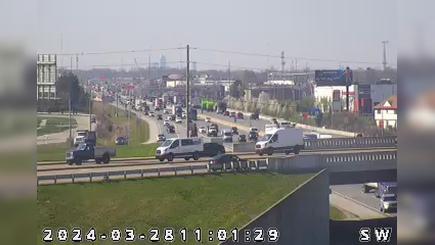 Traffic Cam Fishers: I-69: 1-069-202-7-1 96TH ST Player