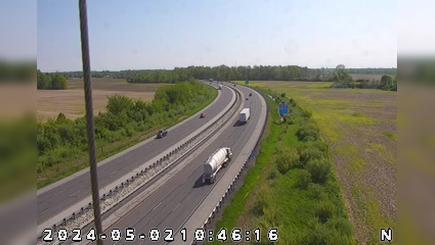 Idlewold: I-69: 1-069-217-6-1 S OF SR Traffic Camera