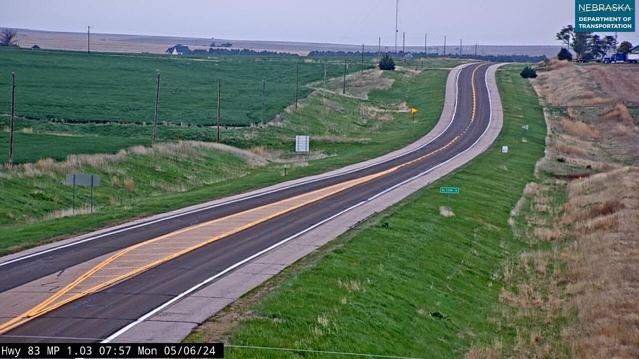 Cedar Bluffs › North: US 83: S of McCook: North Traffic Camera