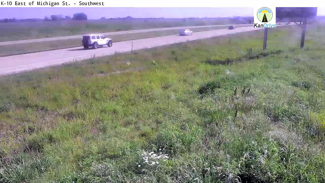 Traffic Cam Lawrence: K-10 east of Michigan St Player