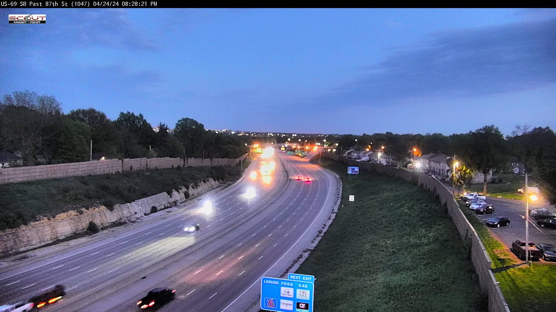 Traffic Cam Overland Park: US- S Past th Street Player