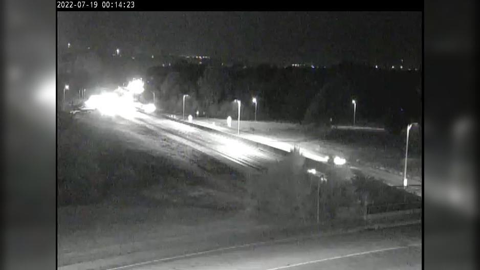 Traffic Cam Fort Wright: I-71/I-75 at Kyles Ln KY 1072 Player