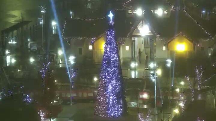 Traffic Cam Owensboro › East: Hampton Inn & Suites Downtown Owensboro/Waterfront Player