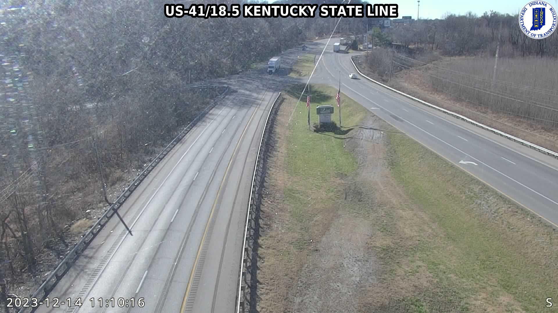 Traffic Cam Henderson: KY US-41: US-41/18.5 - STATE LINE: US-41/18.5 - STATE LINE Player