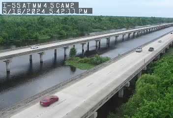 Traffic Cam I-55 at MM 4.5 - Northbound Player