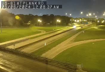 Traffic Cam US 61 at Plank Rd - Northbound Player