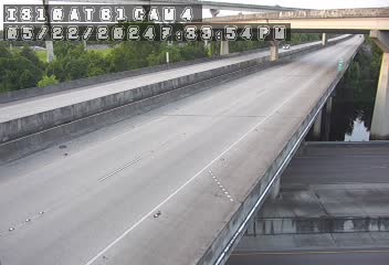Traffic Cam I-310 at US 61 - Northbound Player