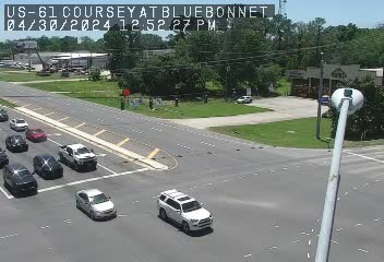 Traffic Cam US 61 at Coursey/Bluebonnet - Northbound Player