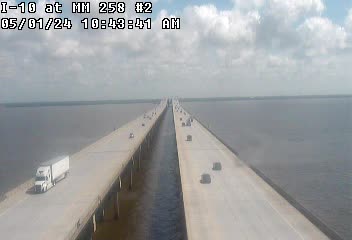 Traffic Cam I-10 Twin Spans at MM 258 Player