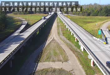 Traffic Cam I-10 at Whiskey Bay - Median Player