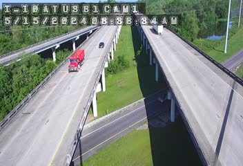 Traffic Cam I-10 at US 61 - Median Player