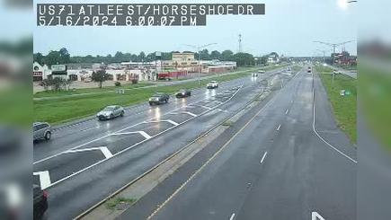 Traffic Cam Alexandria: US 71 at LEE St./Horseshoe Dr Player