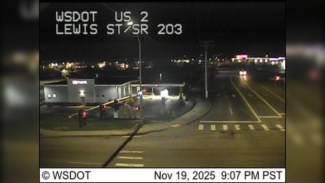 Traffic Cam Monroe › South: US 2 at MP 14.9: Lewis St (SR 203) Player