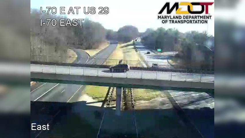 Traffic Cam Hollifield: I-70 E at US 29 (713023) Player
