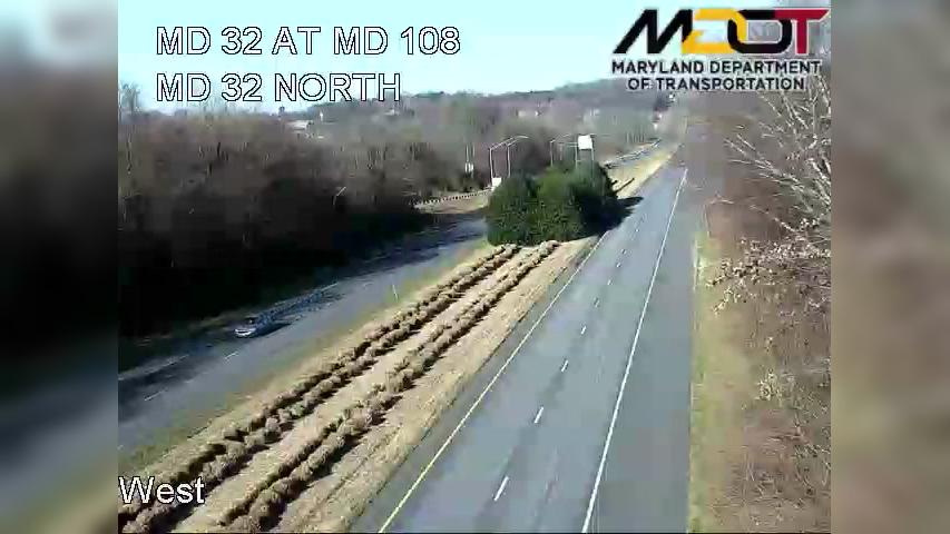 Traffic Cam Heritage Heights: MD 32 AT MD 108 (713012) Player