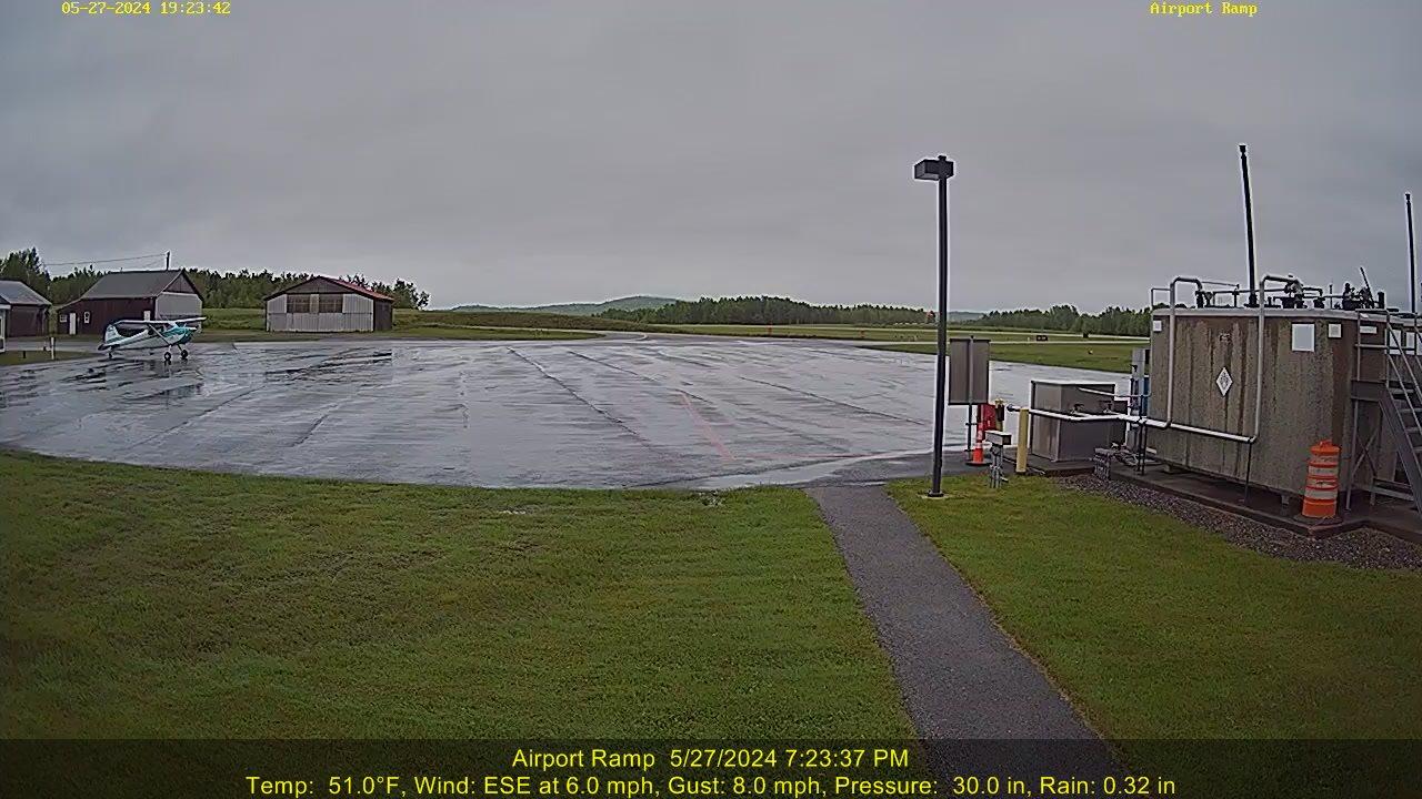 Penobscot › North: Dexter Regional Airport Traffic Camera