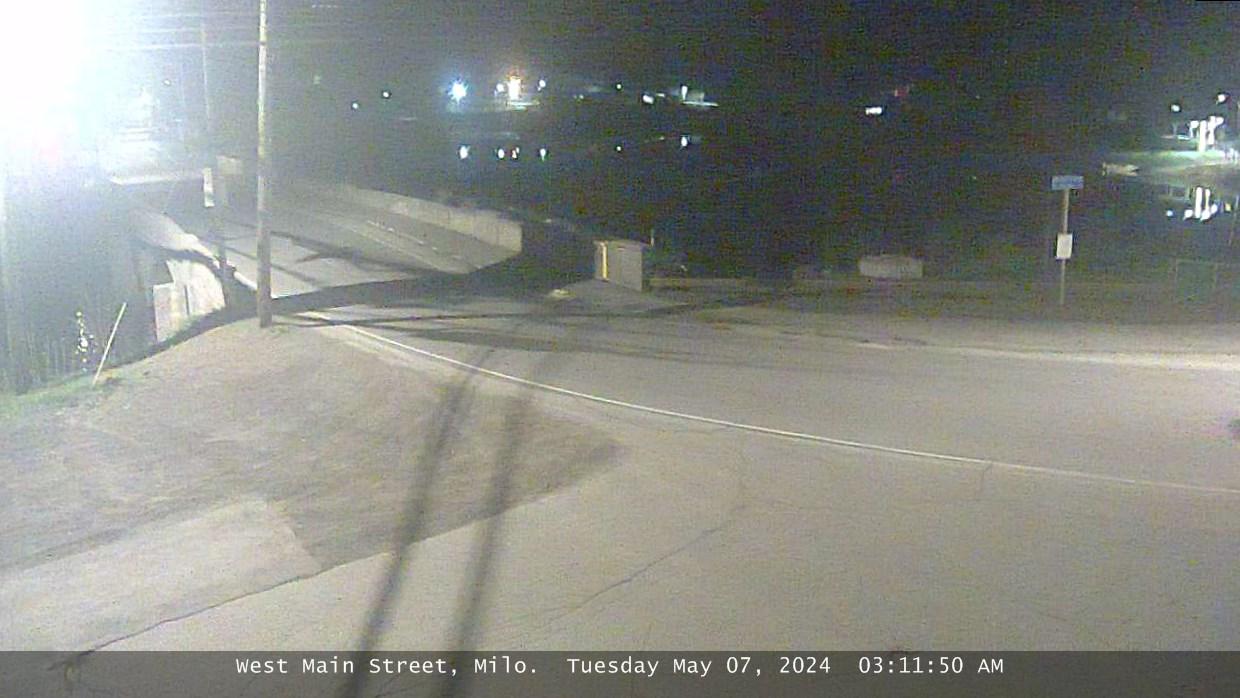 Traffic Cam Main St Route 6 Milo › South Player