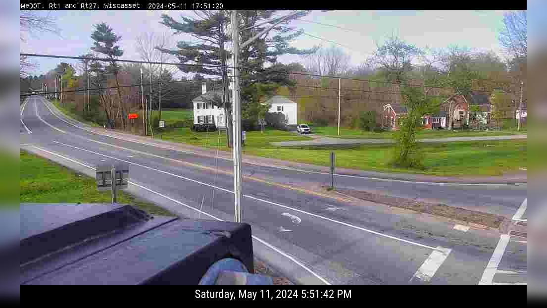 Traffic Cam Wiscasset: Rt 1 Mile 094 Player