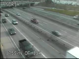 Traffic Cam @ N of I-94 - south Player