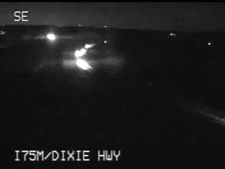 Traffic Cam @ Dixie Hwy - south Player