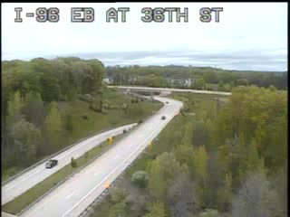 Traffic Cam @ 36th St - east Player