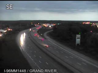 Traffic Cam @ Grand River - west Player