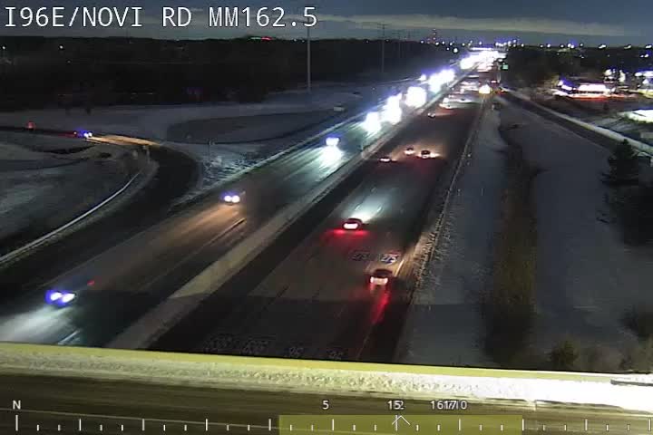 Traffic Cam @ Novi Road - east Player