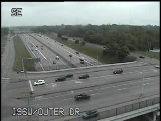 Traffic Cam @ Outer Dr - West Player